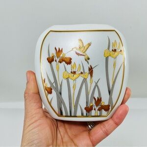 Vintage Action Hummingbird Bird Flat Vase Japan Iris Flower Spring Round Short